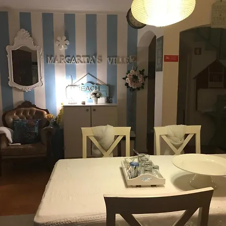 Margarita's Costa Nova